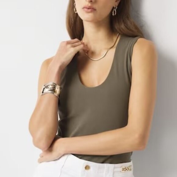 Forme Scoop Neck Tank - Picture 1 of 3